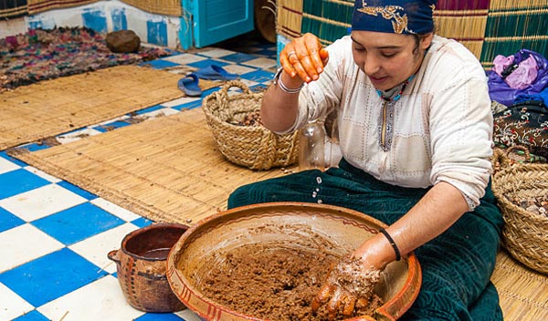 How Moroccan Women Craft Liquid Gold: The art of argan oil-making